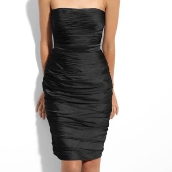 Monique Lhuillier Ruched Chiffon Strapless Formal Dress Black - Picture 1 of 11
